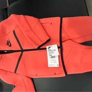 Nike Women's Vibrant Coral Puffer Jacket